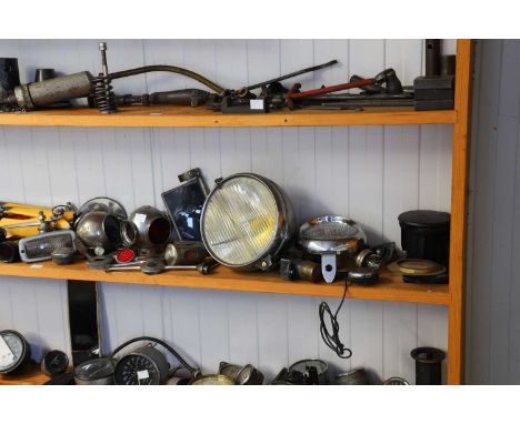 Various motoring lamps,including a vintage Lucas headlamp and two 'Diver's bell' tail lamps,9.5cm high (qty.)