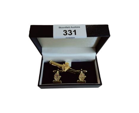 PAIR OF U.D.R (ULSTER DEFENCE REGIMENT) CUFFLINKS &amp; TIE SLIDE 