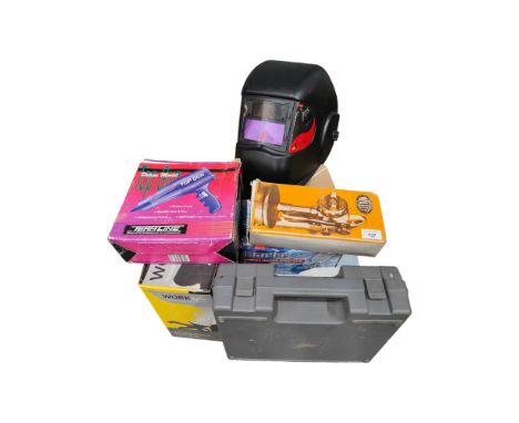 QUANTITY OF TOOLS TO INCLUDE LARGE BOSCH DRILL, AUTO WELDING HELMET, WORK LIGHT, ULTRA SONIC CLEANER, DRILLS/COUNTERSINKS, HE
