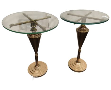 A PAIR OF BRASS AND GLASS LAMP TABLES 