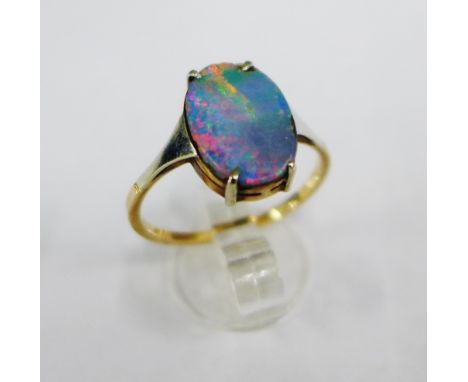 9 carat gold claw set opal dress ring UK ring size P