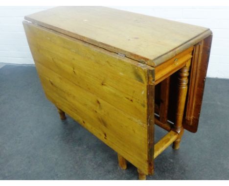 Vintage pine drop leaf  kitchen table, 78 x 100cm 