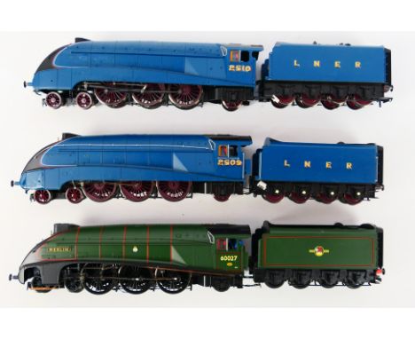 Hornby - Three unboxed Hornby OO gauge Class A4 4-6-2 steam locomotives and tenders which appear DCC READY or FITTED. Lot con