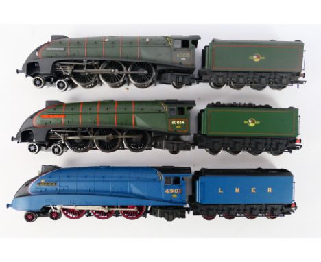 Bachmann - Three unboxed Bachmann OO gauge Class A4 4-6-2 steam locomotives and tenders all with double chimneys. Lot consist