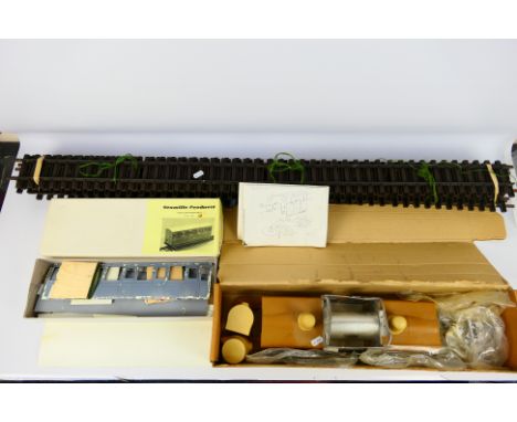 Lehmann - Tenmille Products - Others - Two boxed G gauge model railway kits and a quantity of G gauge track. Lot includes an 
