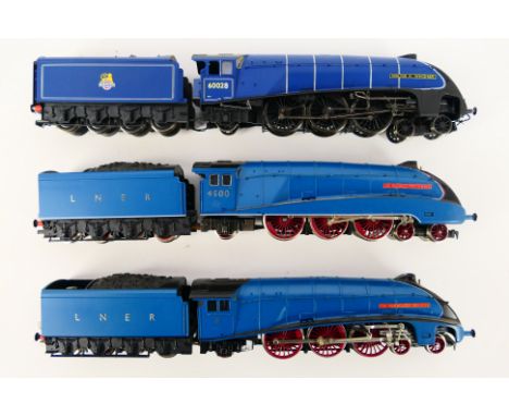 Hornby - Three unboxed Hornby OO gauge Class A4 4-6-2 steam locomotives and tenders. Lot consists of Op.No. 4500 'Sir Ronald 