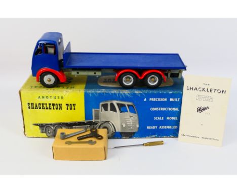 Foden Shackleton Toy - Mechanical F G 6 Vehicle. A precision built constructional scale model, ready assembled. Includes main