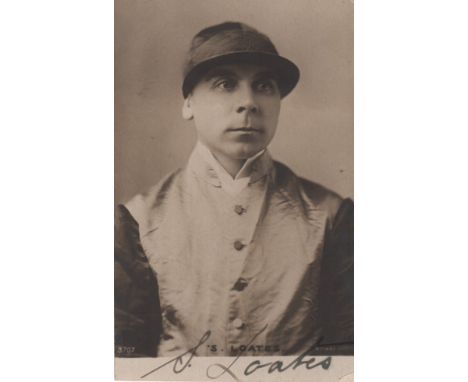 LOATES SAM: (1865-1932) British Jockey, flat racing Champion Jockey 1899. Vintage signed postcard photograph, the image depic