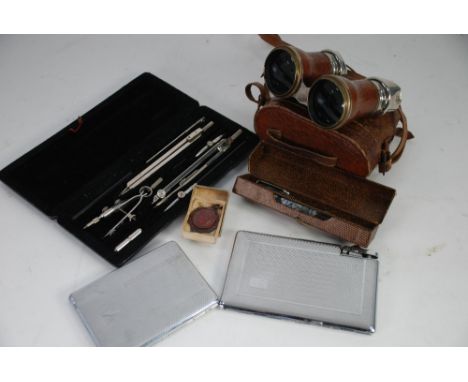 PAIR OF CIRCA 1920s VERRES FRANCE FIELD GLASSES in simulated crocodile leather and chrome, in LEATHER CASE; a plated metal CI