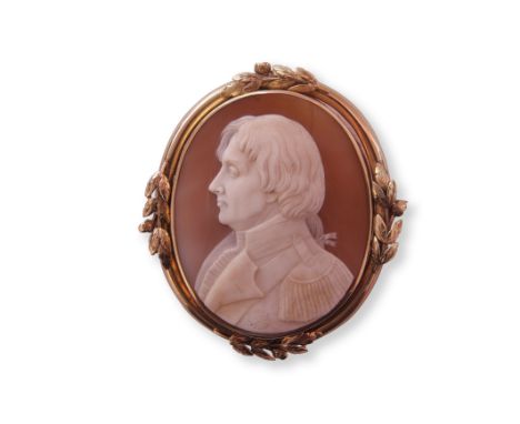 Mid-19th century large shell cameo brooch/pendant by Tommaso Saulini (1793-1864), signed T Saulini F to the shell to the righ