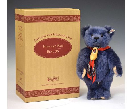 Steiff - Limited edition 'Holland Bear', 1999, 00739/1847, 35cm high, with original box, certificate and outer card box 