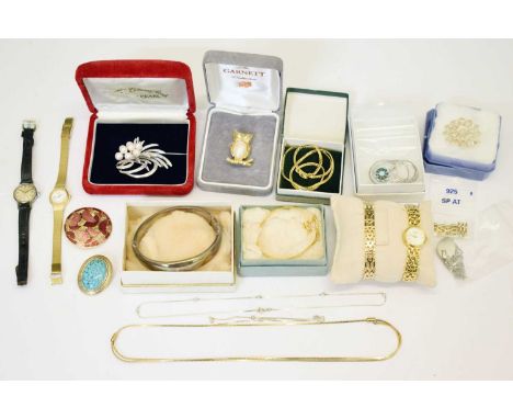 Small quantity of costume jewellery and watches to include a silver hinged bangle, silver cultured pearl brooch (a/f), owl br
