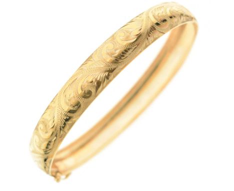9ct gold oval hinged bangle having foliate engraved decoration to the top section, 7.6g approx