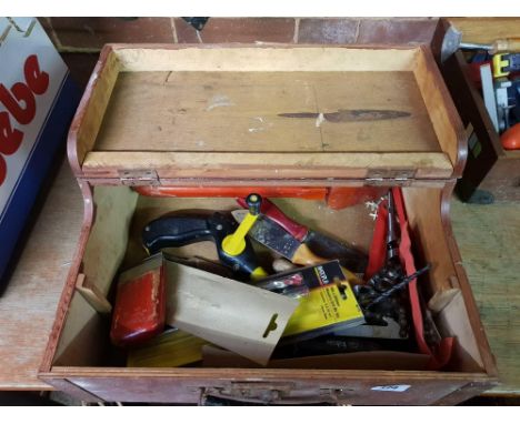 2 WOODEN BOXES OF MISCELLANEOUS HAND TOOLS, INCLUDING DRAWERS, CORNER CLAMPS, FILES, CHISELS 