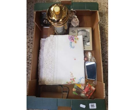 2 CARTONS OF MIXED CHINA WARE, INCLUDING ROYAL WORCESTER, SOUP BOWLS WITH HANDLES, PICTURE FRAMES, A TABLECLOTH AND OTHER BRI
