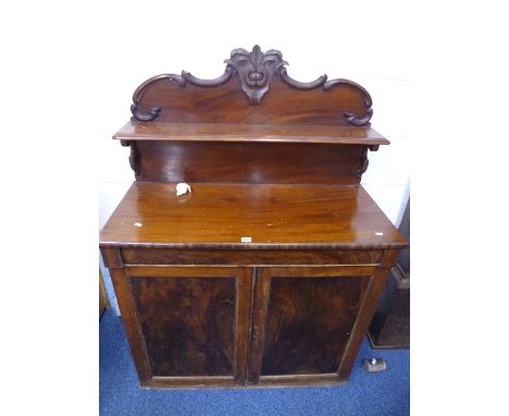 A VICTORIAN MAHOGANY CHIFFONIER, the raised back with single shelf above single drawer and cupboard base, approximate size wi