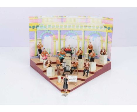 12 pce Denny Wise Showband and Singers (total 14 pcs), standard 'Britains' 54mm scale loose figures, with accessories, tiered