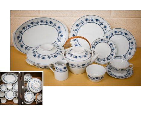 A Noritake 'Blue Rhapsody' dinner/tea service (2 boxes) 
