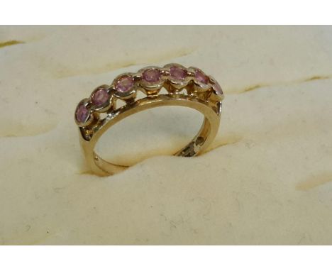 9ct gold with pink stone set ring