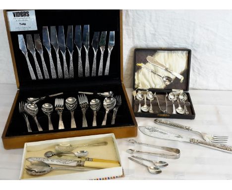 The Viners 34 piece cutlery set, 6 spoons, tongs & 2 mother of pearl handled cutlery items 