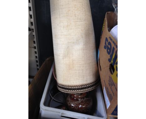 A BOX INCLUDING A RETRO LAMP. M1