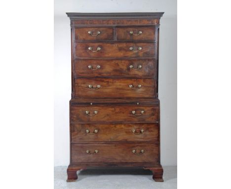 A GEORGIAN MAHOGANY CHEST ON CHEST, late 18th century, the dentil moulded cornice over plain frieze, two short over three lon