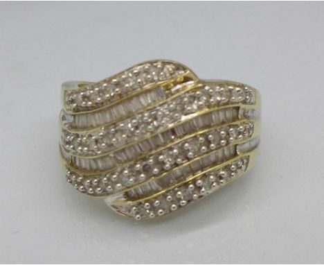 A 9ct gold and diamond ring, 4.2g, K