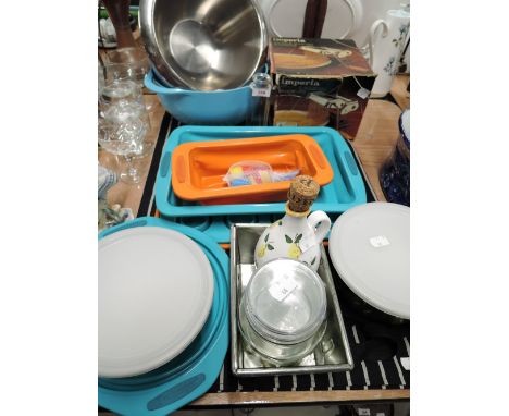 A selection of vintage kitchen ware and tuppaware