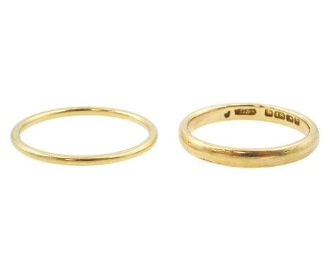 Two 18ct gold wedding bandsCondition Report:Approx 3.85gm, sizes K and N, one hallmarked the other tested