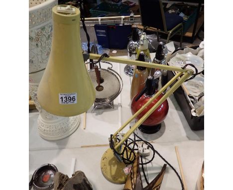 Herbert Terry Anglepoise desk lamp in yellow with circular weighted base. Not available for in-house P&P, contact Paul O'Hea 