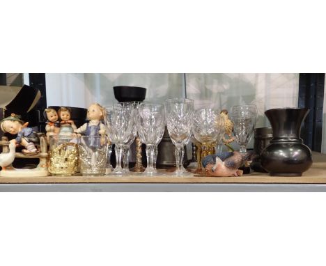 Mixed lot of glass and ceramics to include three Hummel figurines, Britvic glass etc. Not available for in-house P&amp;P, con