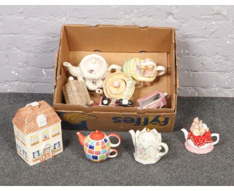 A collection of ceramic decorative teapots, Whittard example  