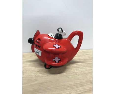 CARLTON WARE RED BARON TEAPOT