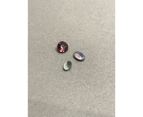 BOULDER 2 OPALS & ARMINDINE GARNET