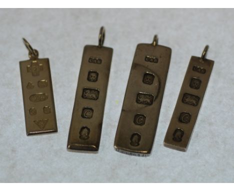 FOUR HALLMARKED SILVER INGOT PENDANTS, 2.35oz gross AND A SMALL QUANTITY OF COSTUME JEWELLERY, including A PAIR OF CULTURED P