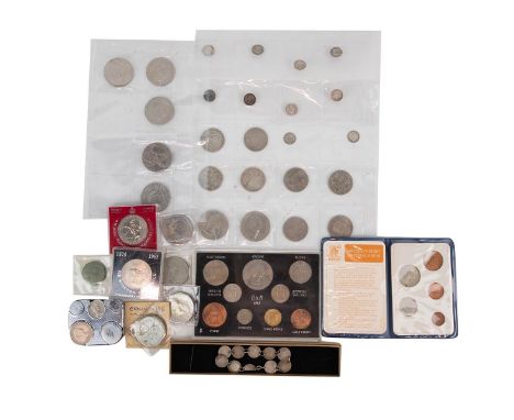 Coin collection to include a Victorian silver, 1935 silver rocking horse crown, a Victorian threepence bracelet, commemorativ