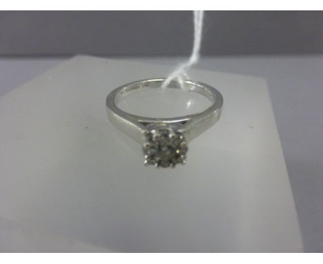 14ct White Gold Solitaire Ring