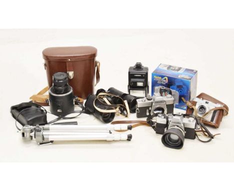 Mixed collection of vintage cased binoculars, cameras and accessories, to include examples by Minolta, Kodak, etc