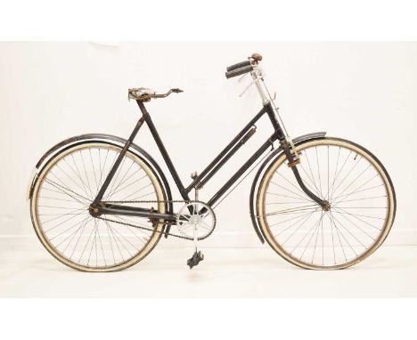 Vintage Elswick 'Hopper' gentleman's bicycle in black finish