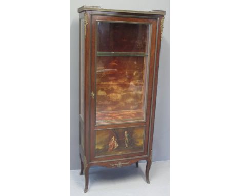 20TH CENTURY FRENCH VERNIS MARTIN STYLE DISPLAY CABINET having rouge marble top with brass gallery over single glazed door re