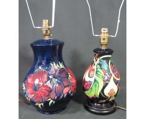 LARGE 20TH CENTURY MOORCROFT ART POTTERY TUBE LINED ANEMONE TABLE LAMP of baluster form, printed and painted marks to the bas