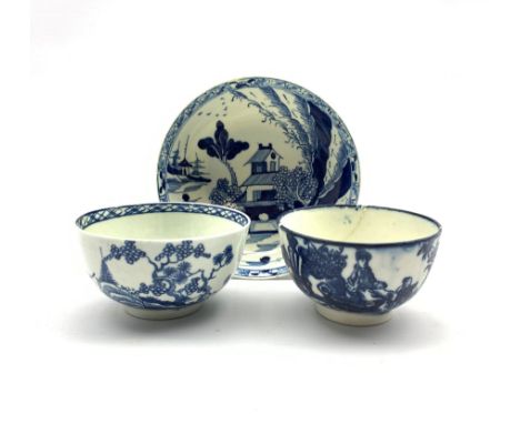 Late 18th century porcelain tea bowl &amp; saucer decorated with a variant of the Cannonball pattern, probably Lowestoft toge