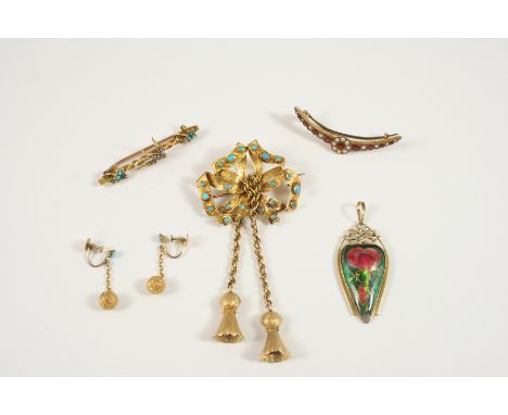 A QUANTITY OF JEWELLERY  including a gold and turquoise set fancy bow brooch, a 15ct. gold turquoise and seed pearl set swall