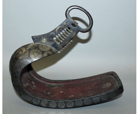 AN 18TH/19TH CENTURY JAPANESE EDO PERIOD ABUMI STIRRUP, unsigned, of black patinated iron with silver hirazogan inlay of circ