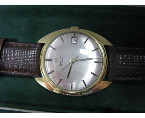 Omega; A Vintage Automatic Gent's Wristwatch, the signed dial with line markers, date aperture and centre seconds, the moveme