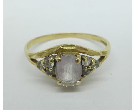 A 9ct gold, amethyst and white stone ring, 1.9g, Q