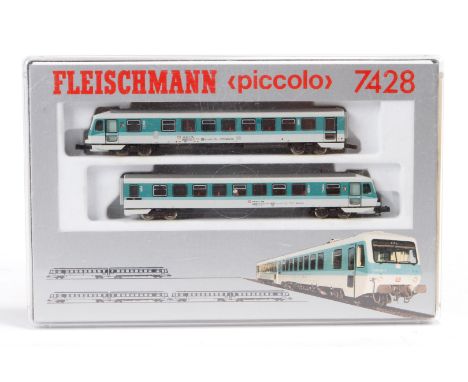 Fleischmann Triebwagen 7428, S N, 2-teilig, Alterungs- und Gebrauchsspuren, OK, Z 2-3