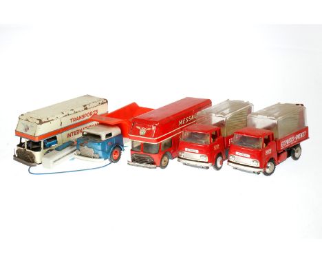 Konv. Gama Kipp-LKW und 4 Lieferwagen, Blech/Kunststoff, tw besch. und NV, RS, L 25-30, Z 4