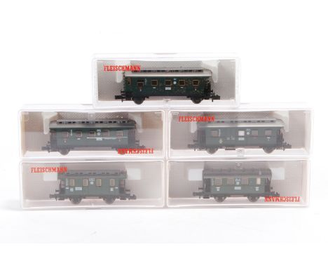5 Fleischmann Wagen 8051, 8052, 8065, 8066 und 8067, S N, tw besch., je im OK, Z 3