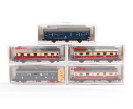 5 Fleischmann Wagen 8061, 3x 8064 und 858097, S N, tw besch., je im OK, Z 3